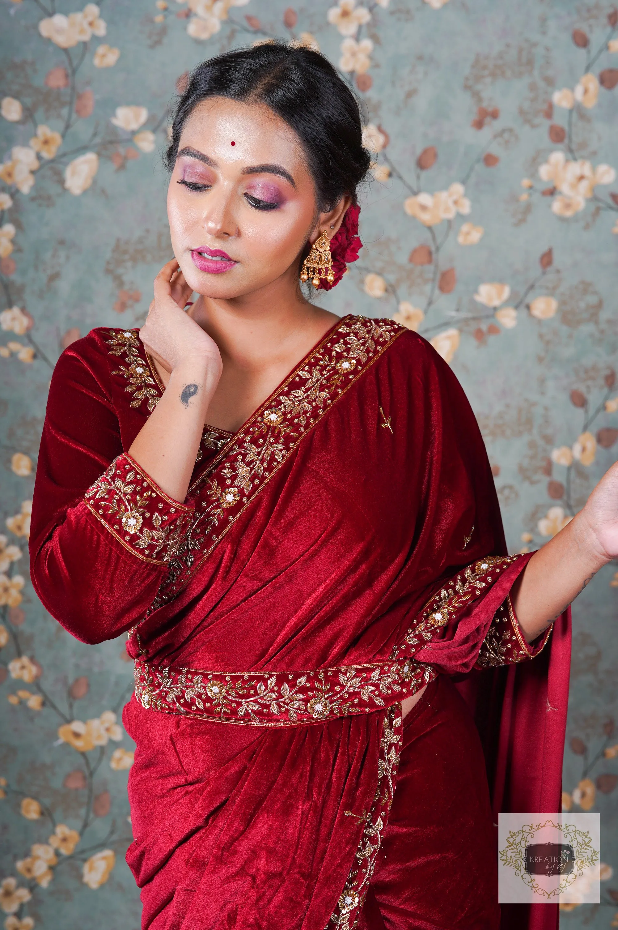 Anaya Maroon Velvet Saree with Belt