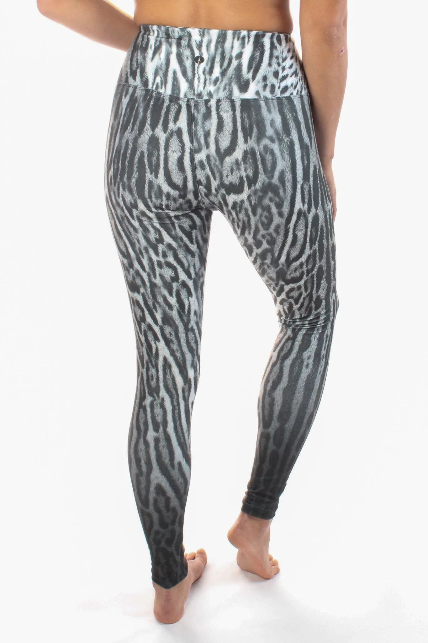 Black and White Ocelot (Leopard) Print High Compression Legging