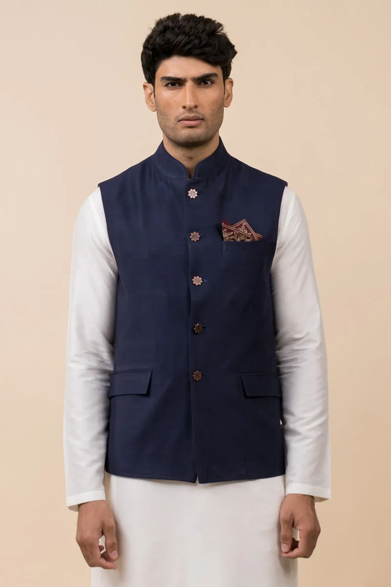 Classic Single Bundi With Flap Pockets