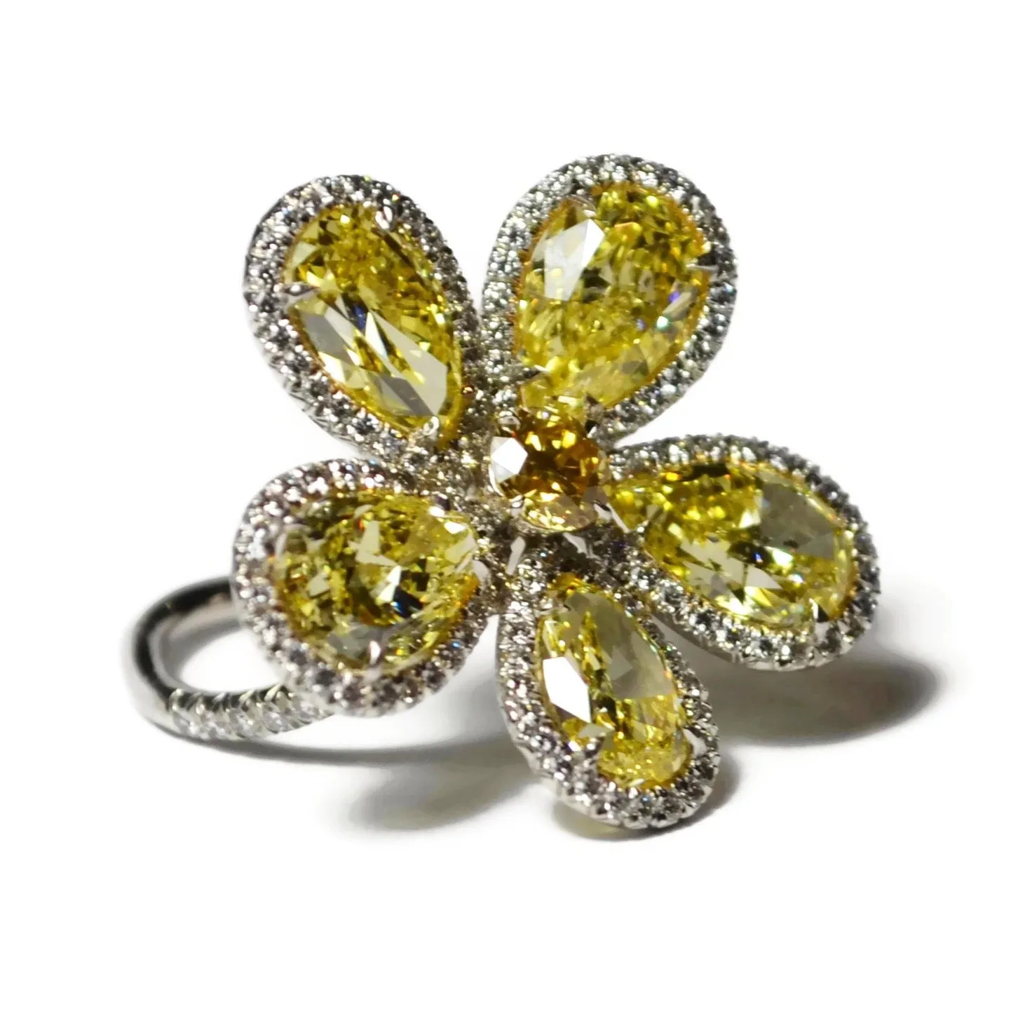 Eclat Jewels - Flower Ring with Fancy Intense Yellow Diamonds