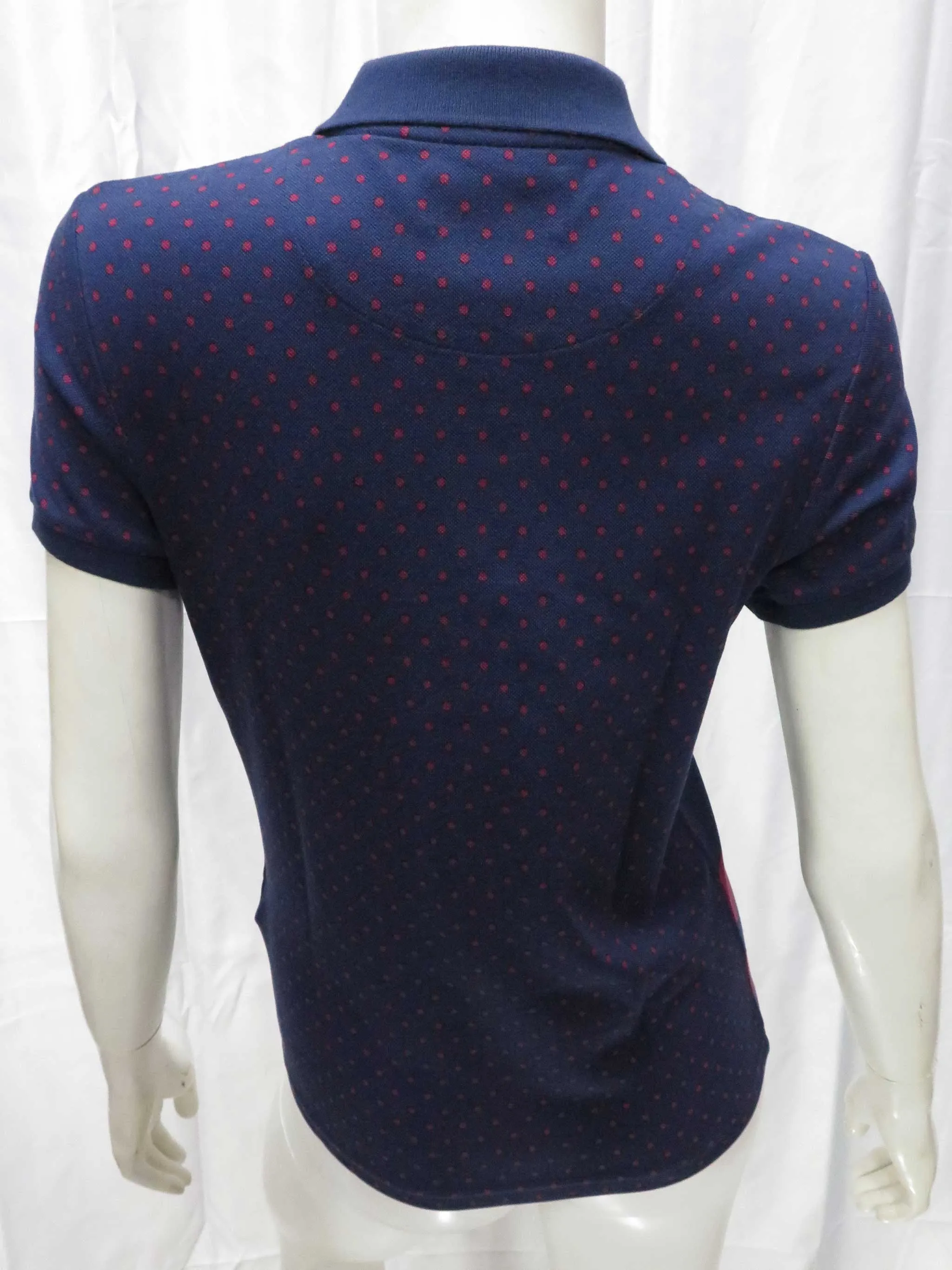 LADIES DOUBLE DOT FRED PERRY SHIRT (DARK CARBON/MAROON)