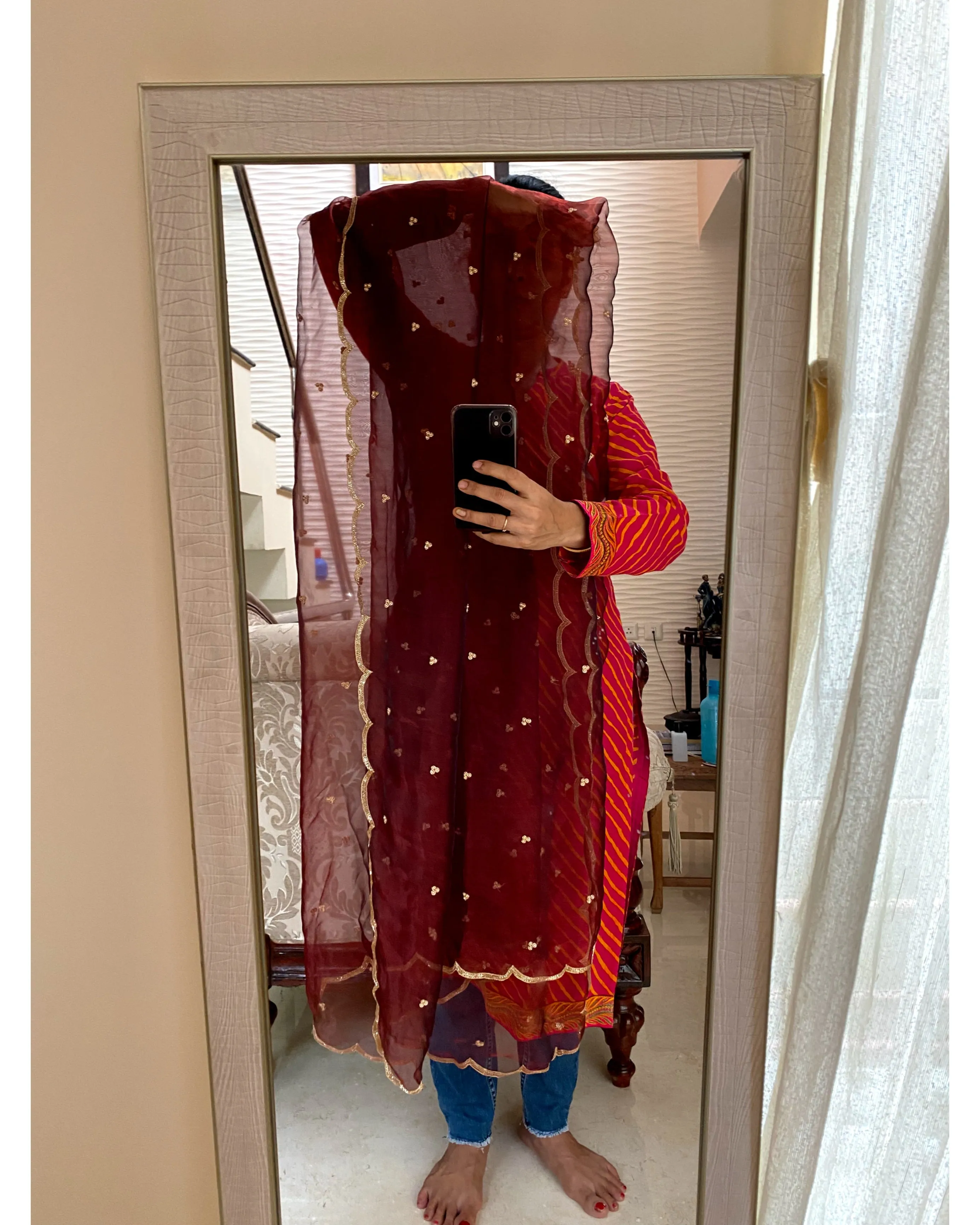 Maroon Glass Tissue Dupatta With Scallops