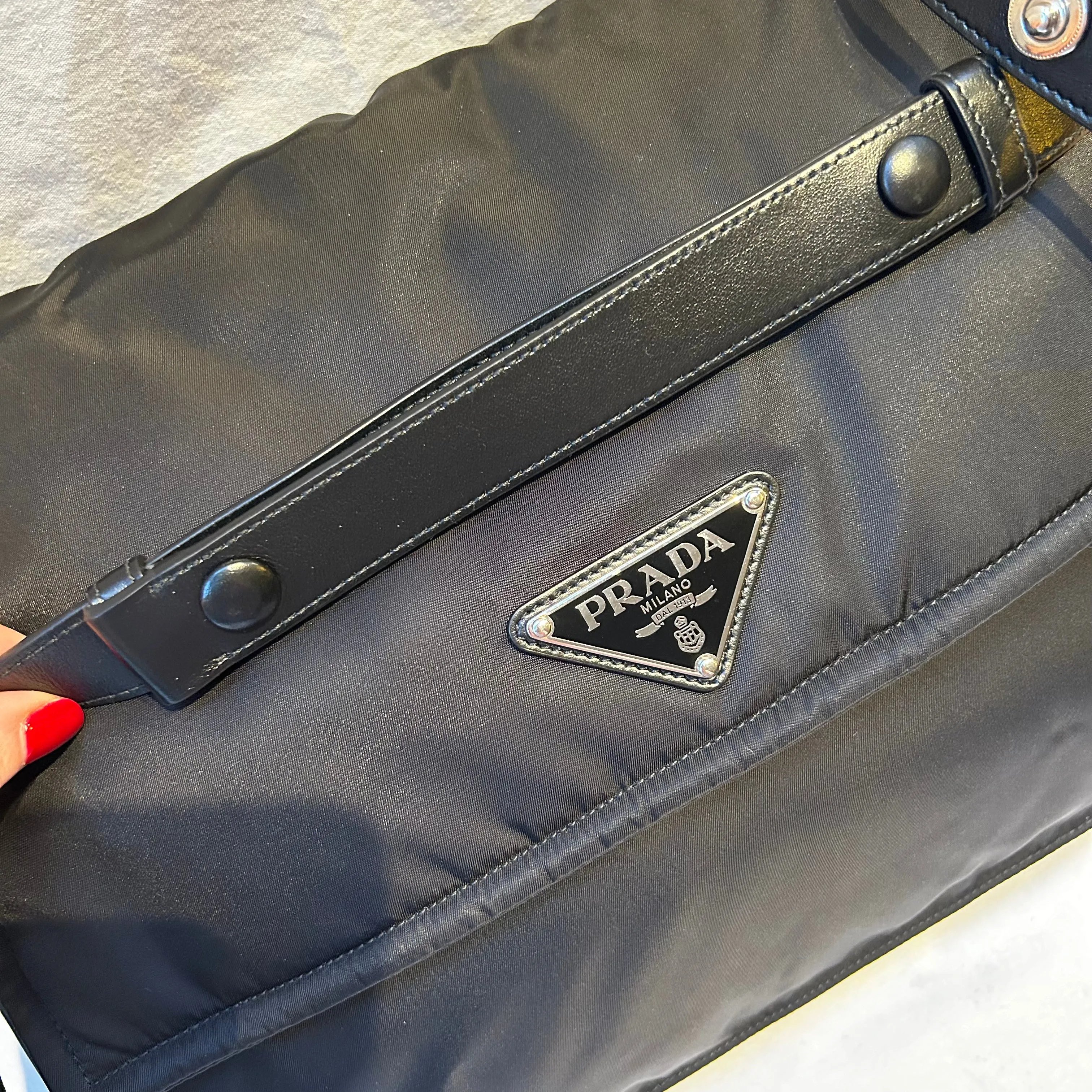 Prada 2100 Black re-Nylon Large Messenger Bag