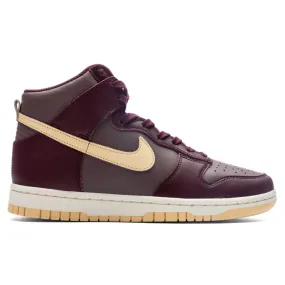 Women's Dunk High - Plum Eclipse/Pale Vanilla/Night Maroon